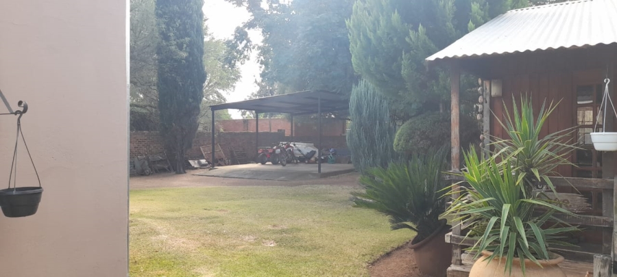 7 Bedroom Property for Sale in Bloemhof North West